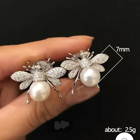 Pearl Bee Earrings Silver Tone Faux Pearl Rhinestones - Picture 6 of 8